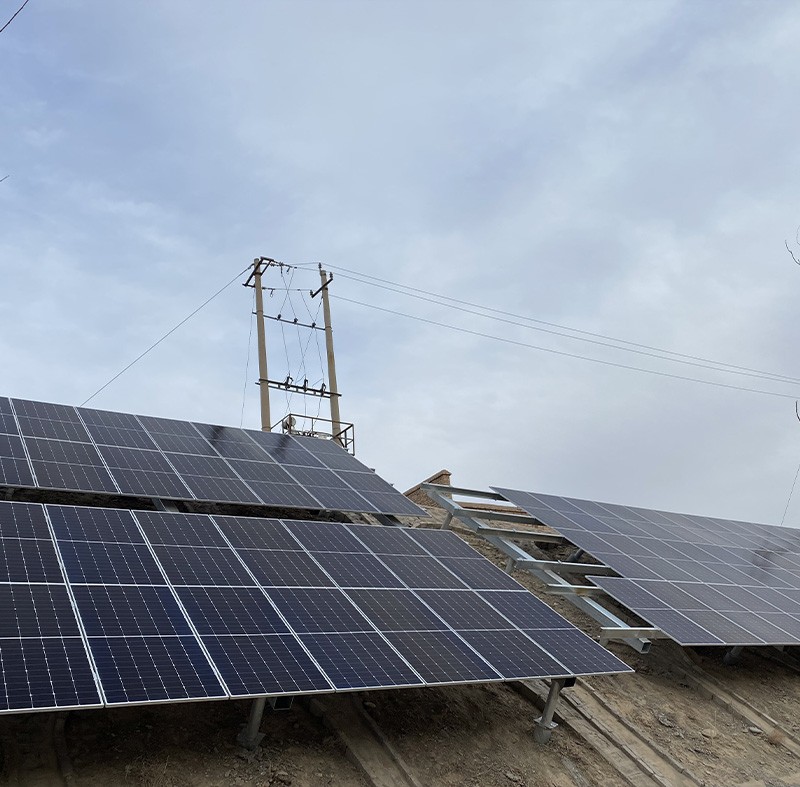 蘭州金輪實(shí)業(yè)有限責(zé)任公司+嘉峪關(guān)車(chē)輛段分布式光伏發(fā)電項(xiàng)目PC工程總承包1.24MW